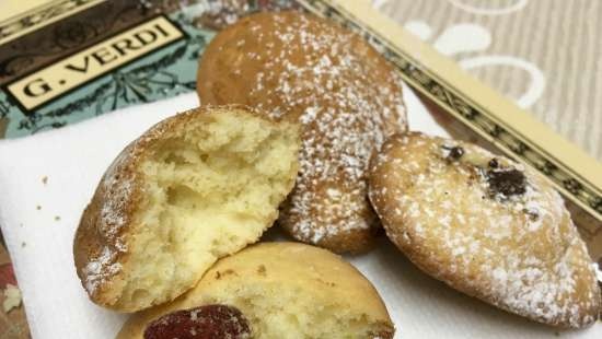 Madeleine cookies with sun-dried berries, chocolate, walnuts and orange zest