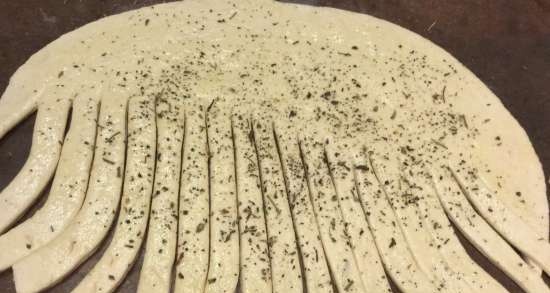 Pane ritorto in burro aromatico alle erbe