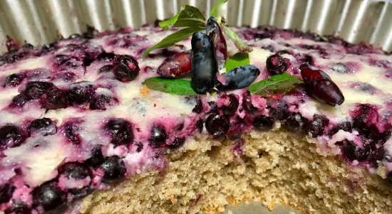 Abuela de centeno con relleno de bayas y crema agria (de arándanos, arándanos rojos o madreselva)