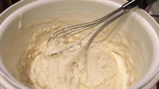 Pan de trigo de masa madre del horno con semillas, harina integral y espelta