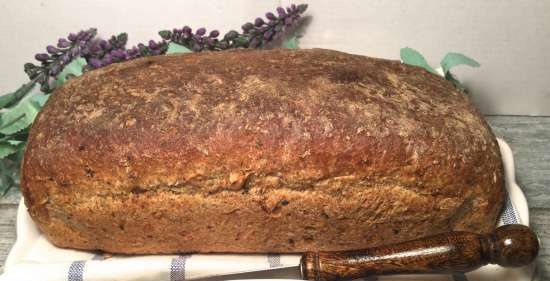 Buns Mouse and bread (multi-grain) from sourdough and dough dough