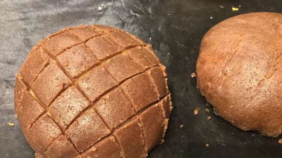 Mexican buns Conchas (seashells) with musical accompaniment