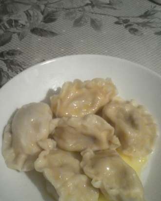 Dumplings with potatoes and cracklings in a Tupperware dumpling maker (master class)