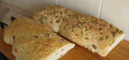 Pane francese a lievitazione naturale in una macchina per il pane