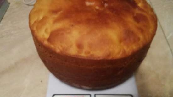 Pastel de Pascua en una olla de cocción lenta