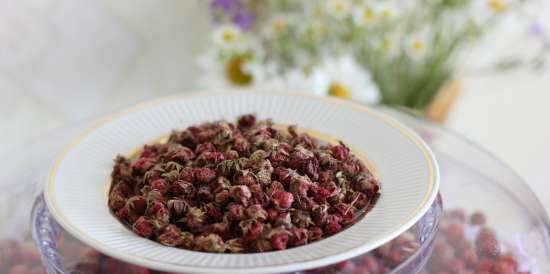 Dried strawberries