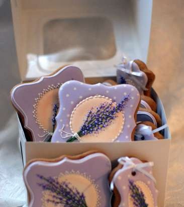 Decoramos galletas de jengibre, galletas