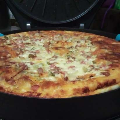 Ang mga gumagawa ng pizza na Princess 115000, Travola SW302T, Fagor MG-300