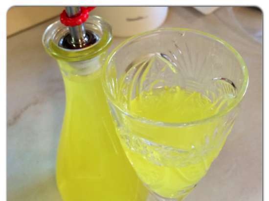 Lichte Limoncello in Sous Vide Steba SV-1