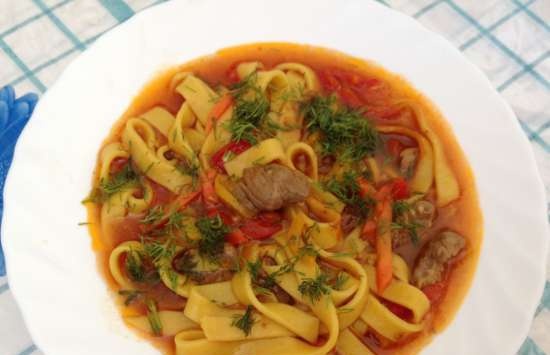 Fideos caseros, ravioles y todo para hacerlos