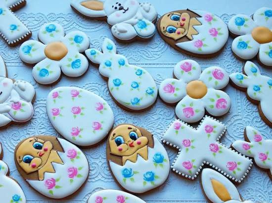 Pinalamutian namin ang cookies ng gingerbread, cookies