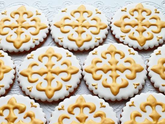 Decoramos galletas de jengibre, galletas