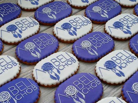 Decoramos galletas de jengibre, galletas