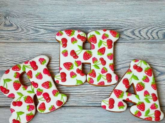 We decorate gingerbread cookies, cookies