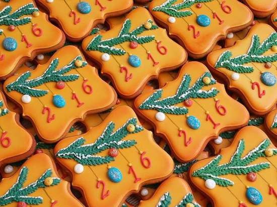 Decoramos galletas de jengibre, galletas