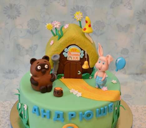 Torte basate sul cartone animato Winnie the Pooh e tutto, tutto, tutto