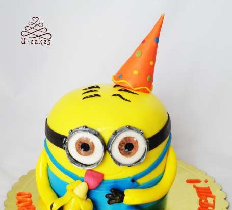 Despicable Em Cakes