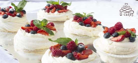 Dessert Pavlova