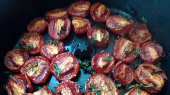 Baked tomatoes and plums