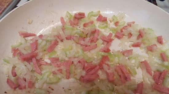 Sopa de tomàquet i ou de mandra