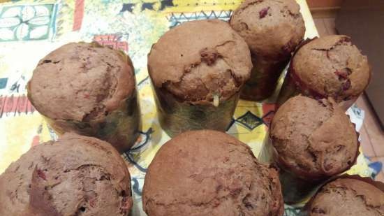 Beso de Pascua de Kulich (con chocolate y cereza)