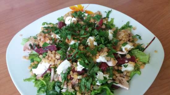 Ensalada de viento libre con lentejas, remolacha y menta