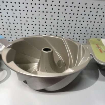 Bakeware Nordic Ware: purchase, features, reviews, recipes