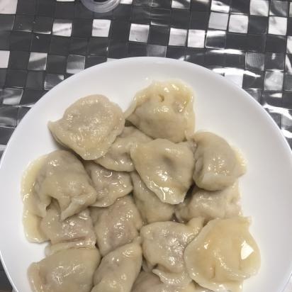 Stroj na výrobu knedlíků, ravioli