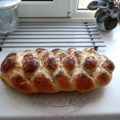 Tang-jong milk bread