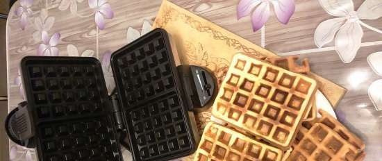 Waffle maker, hazelnut