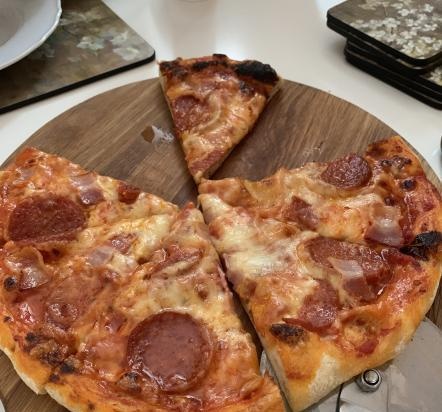 Pizza sütő