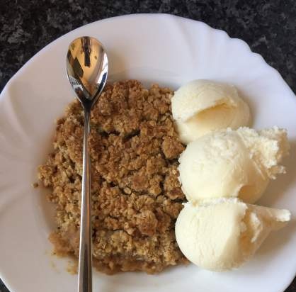 Cassola de poma amb streusel (cocció lenta)