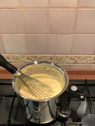 Olla de leche: cocine en un baño de agua.