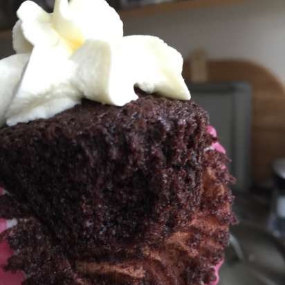 Guinness Chocolate Cupcakes (Nigela Lawson's Chocolate Guinness Cake)