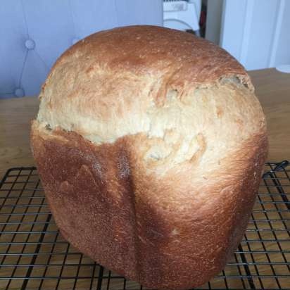 Sweet bread for a bread machine