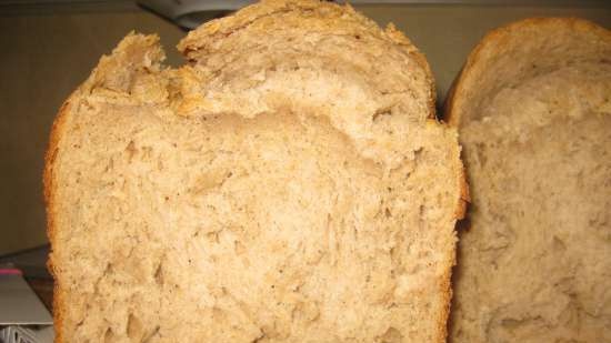 Wheat bread with rye sourdough