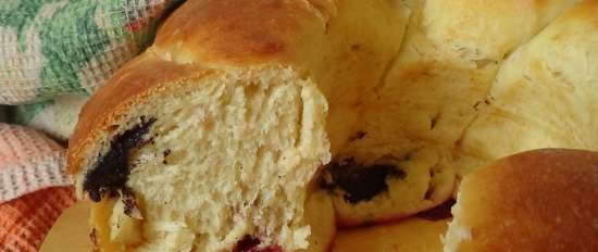 Pastel de masa madre con semillas de amapola