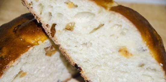 Challah festive on Rosh Hashanah (leavened)