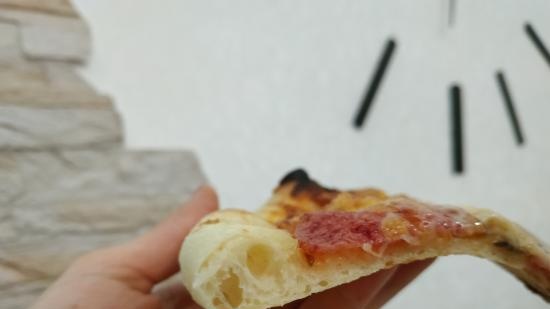 Pizza sütő