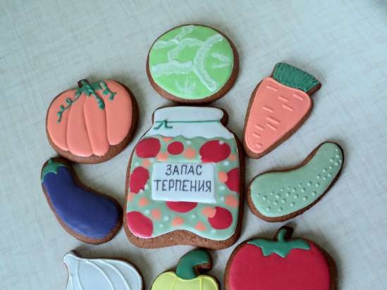 Decoramos galletas de jengibre, galletas