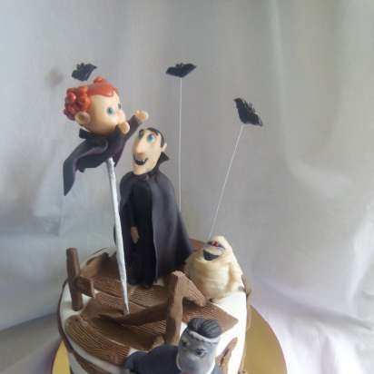 Cartoon Cake