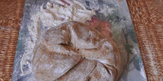 Pane nero con lievito naturale di segale e malto