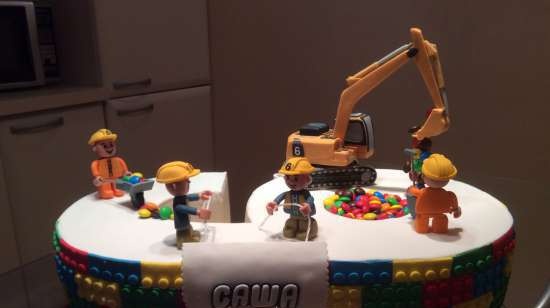 Cakes based on cartoons Transformers, Lego and other superheroes