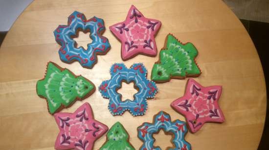 We decorate gingerbread cookies, cookies