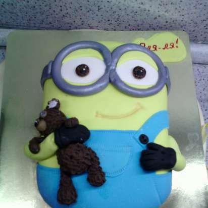 Despicable Me Cakes