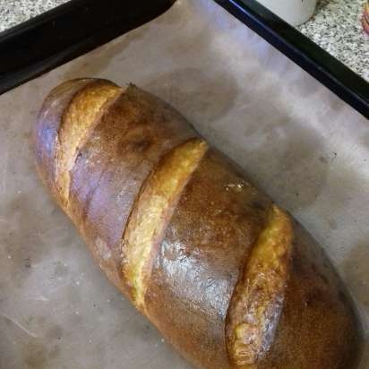 Pan de trigo con miel y requesón (panificadora)