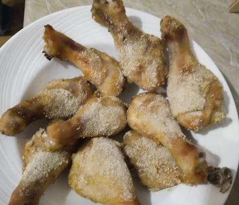 Muslos de pollo crujientes (Rapeaa kanakoipia)