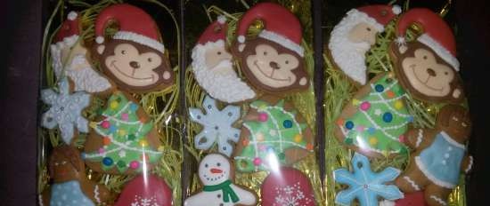 Pinalamutian namin ang cookies ng gingerbread, cookies