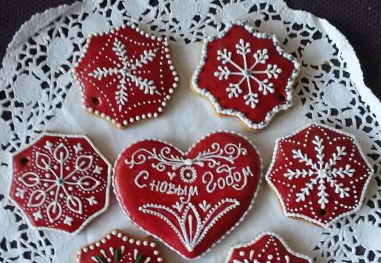 We decorate gingerbread cookies, cookies