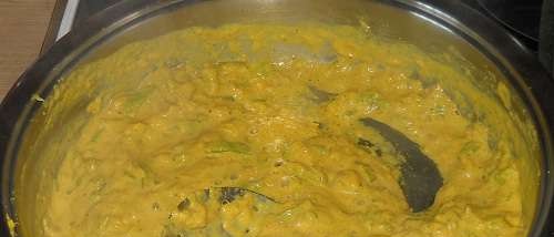 Zucchini curry sauce